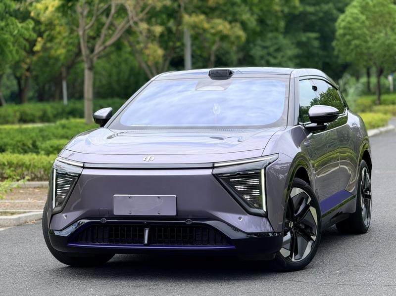 HiPhi Y, 2023 — купить в Воронеже под ключ