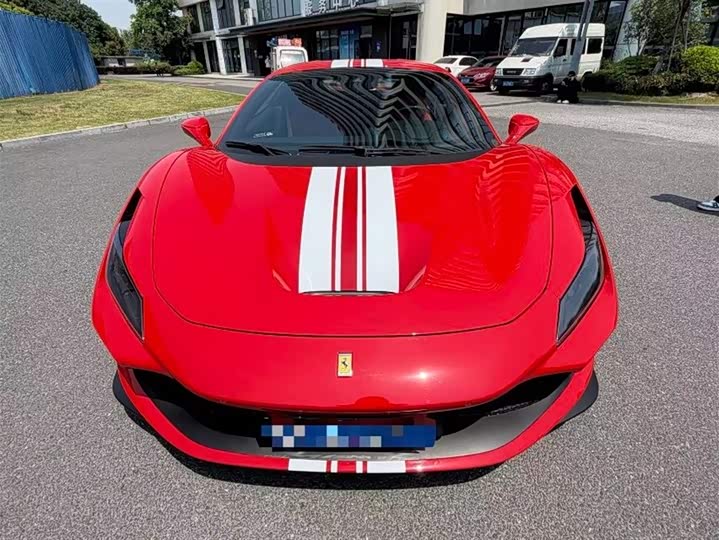 Ferrari F8, 2022 — фото 3 из 9
