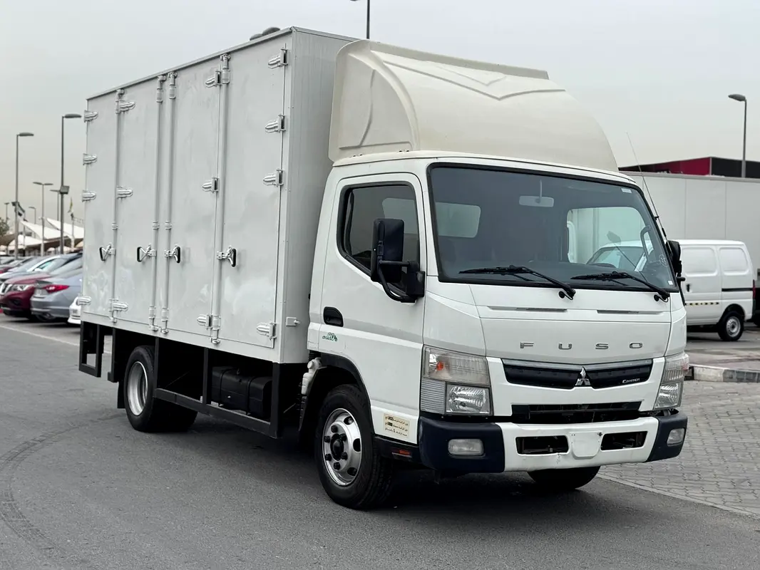 Mitsubishi Canter, 2022