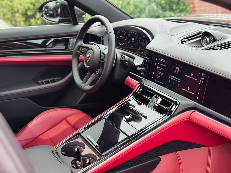 Porsche Panamera, 2025 — фото 8 из 12
