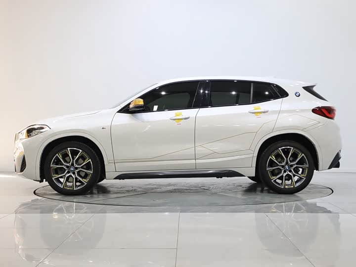 BMW X2, 2023 — фото 6 из 9