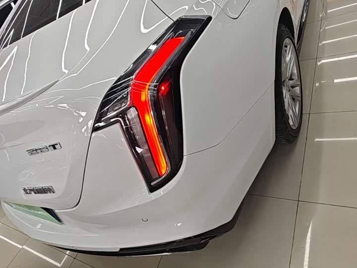 Cadillac CT4, 2023 — фото 8 из 9