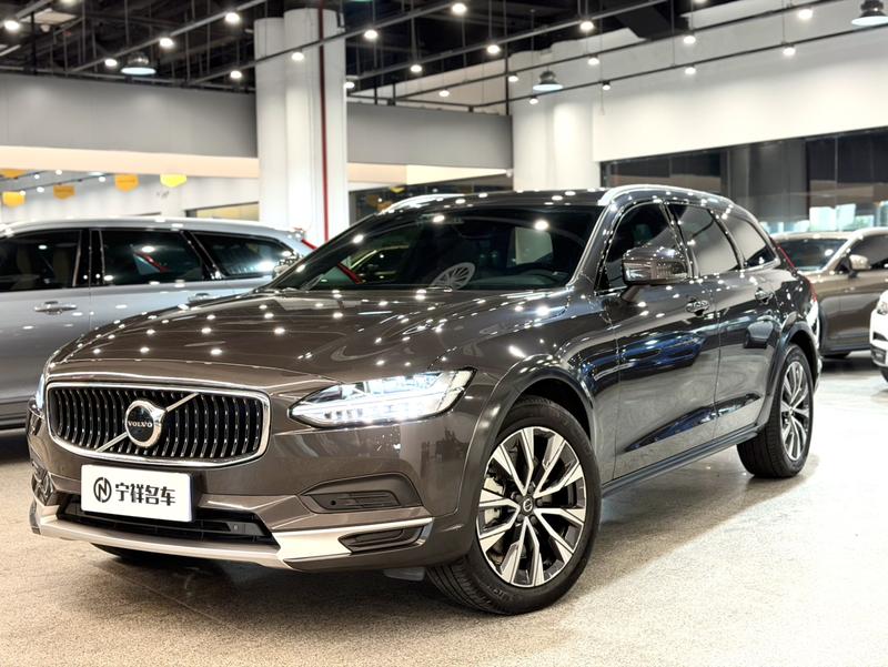 Volvo V90, 2023 — купить в Чебоксарах под ключ
