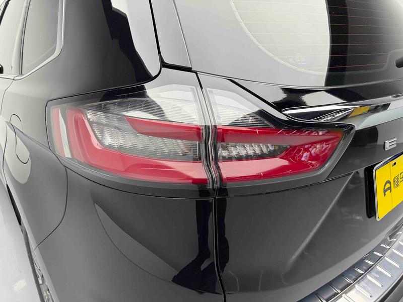 Ford Edge, 2022 — фото 10 из 12