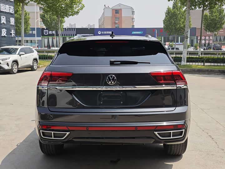 Volkswagen Teramont X, 2022 — фото 5 из 9