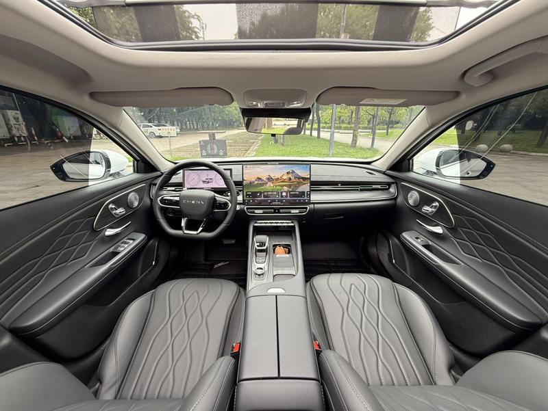 Chery Arrizo 8 Pro, 2025 — фото 9 из 12