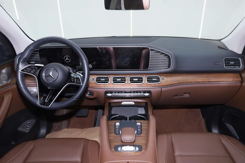 Mercedes-Benz GLE-Class, 2024 — фото 12 из 12