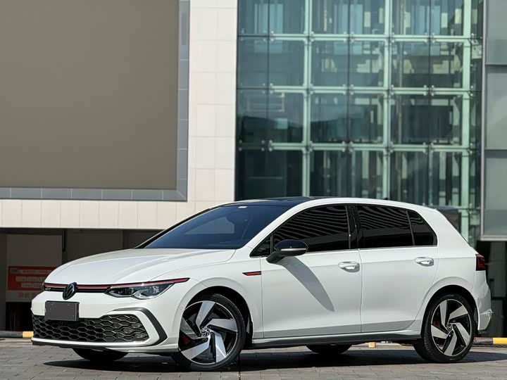 Volkswagen Golf GTI, 2023 — купить в Ярославле под ключ