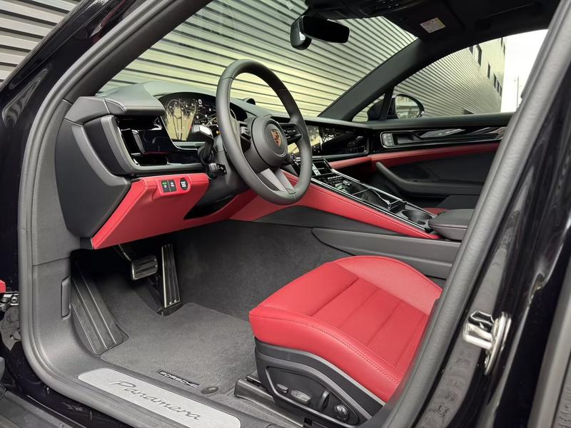 Porsche Panamera, 2025 — фото 9 из 12