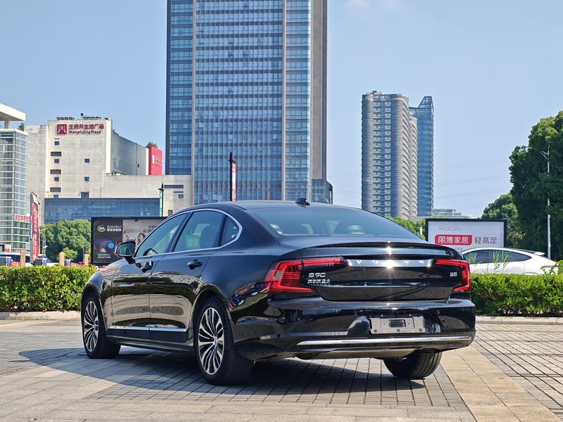 Volvo S90, 2025 — фото 4 из 12