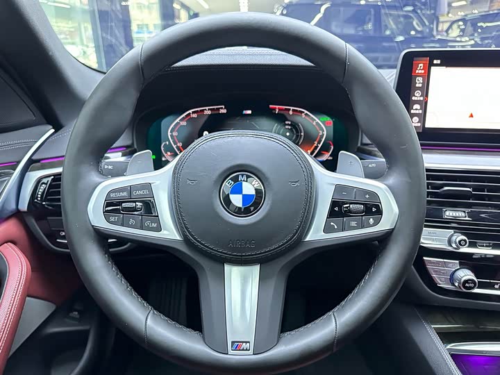 BMW 5 Series, 2022 — фото 8 из 9