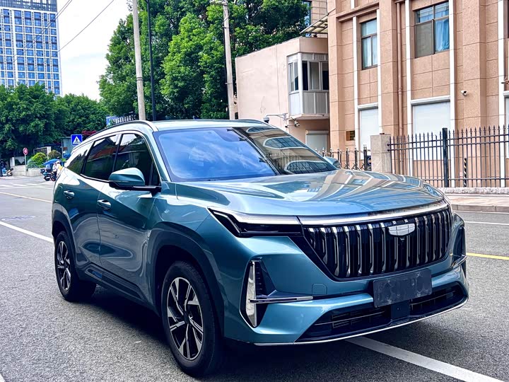 Geely Atlas L, 2025 — фото 2 из 9