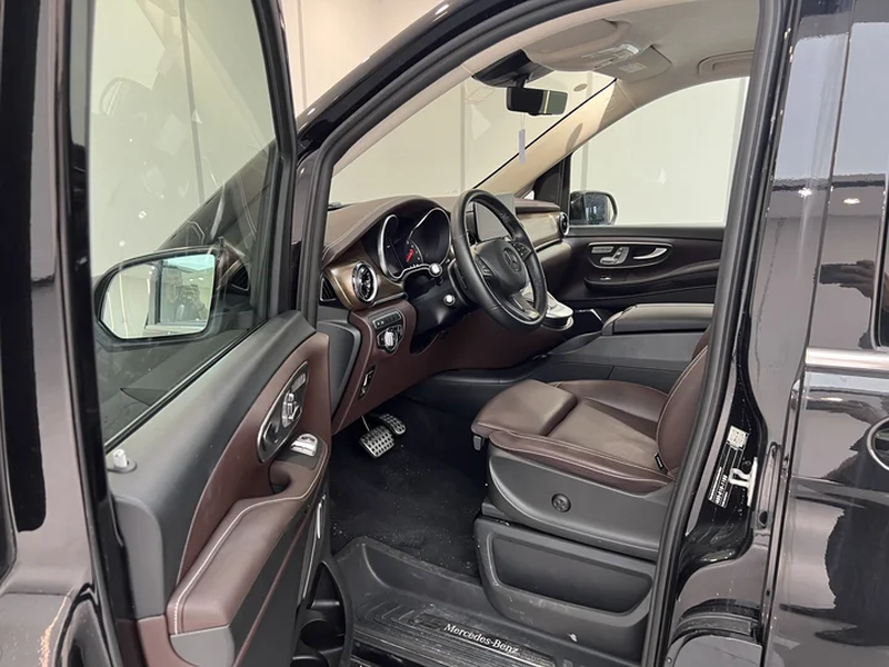 Mercedes-Benz V-Class, 2025 — фото 12 из 12