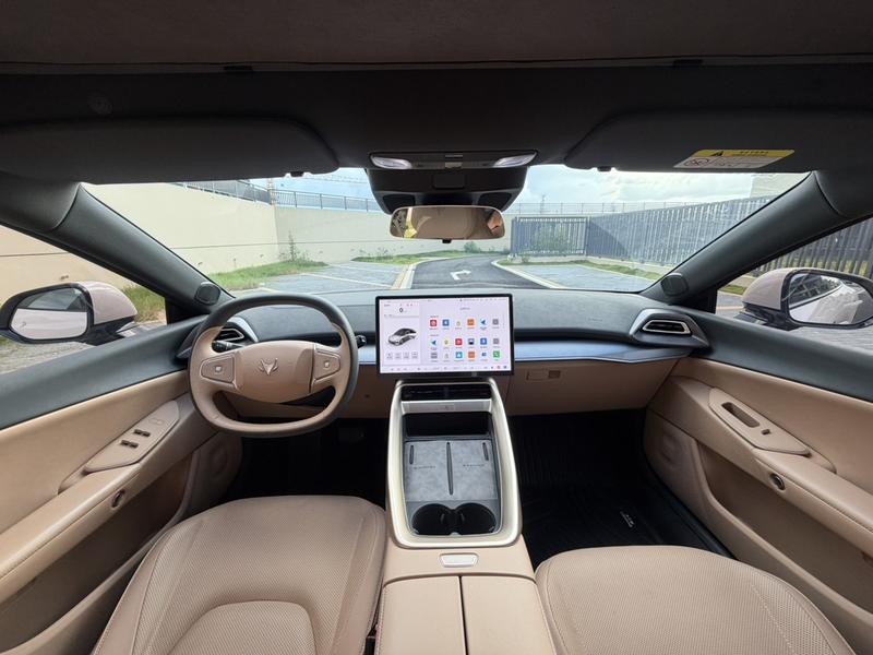 BAIC Arcfox Alpha S5, 2025 — фото 7 из 10