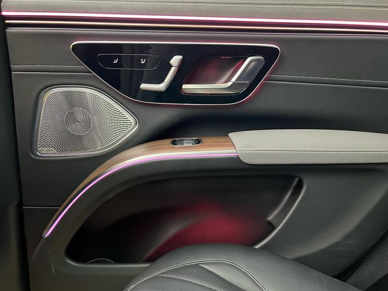 Mercedes-Benz EQS SUV, 2025 — фото 12 из 12
