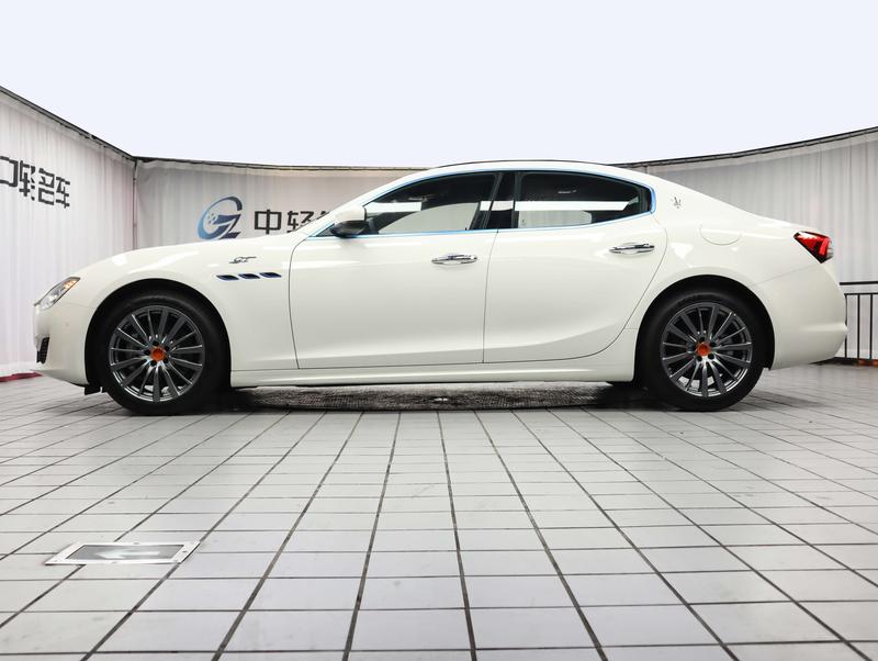 Maserati Ghibli, 2025 — фото 3 из 12