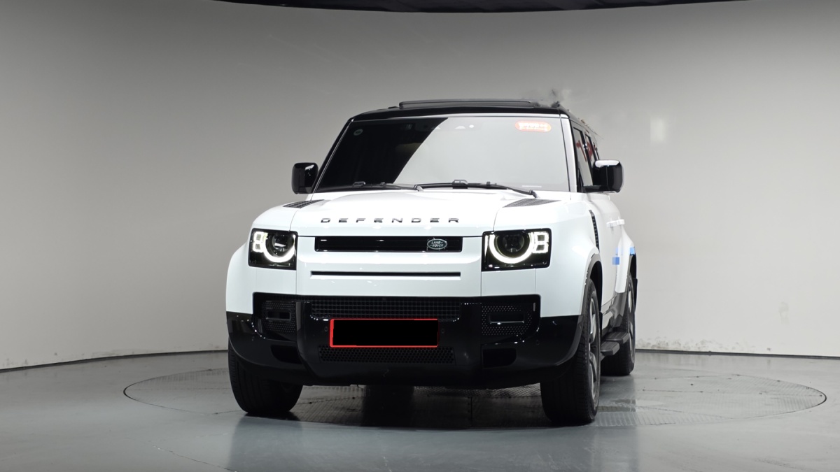 Land Rover Defender, 2025 — фото 3 из 12