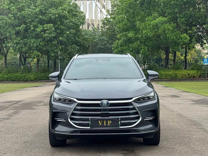 BYD Tang Hybrid/EV, 2023 — фото 2 из 9