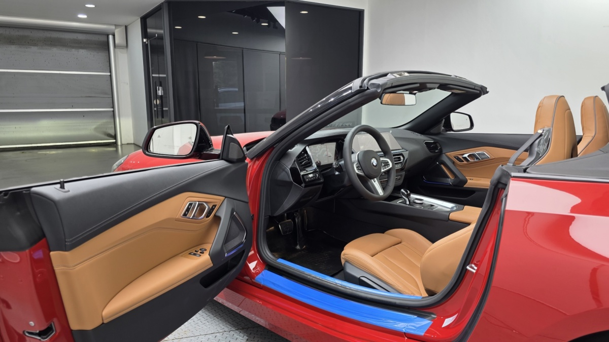 BMW Z4, 2025 — фото 10 из 12