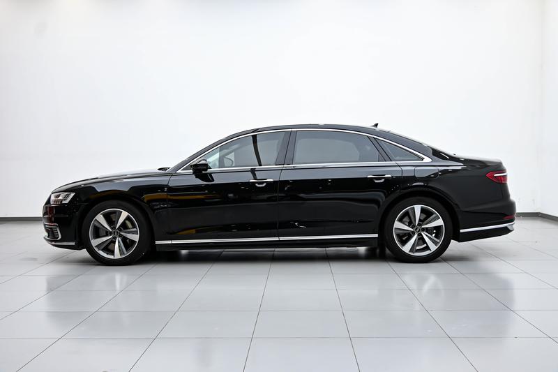 Audi A8 Hybrid, 2021 — фото 4 из 12