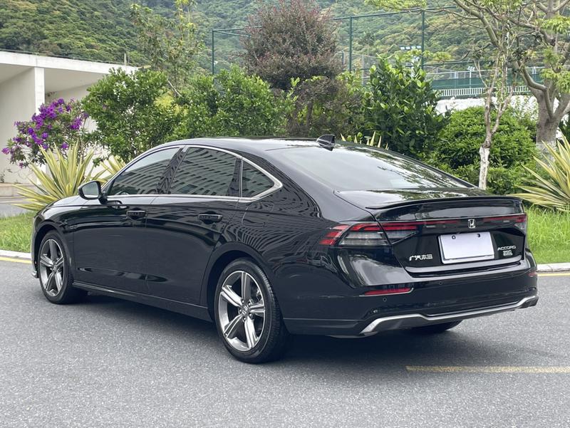 Honda Accord, 2024 — фото 4 из 12
