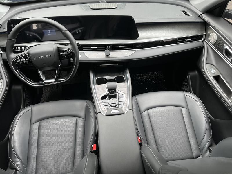 Chery Tiggo 8 Pro, 2023 — фото 8 из 12