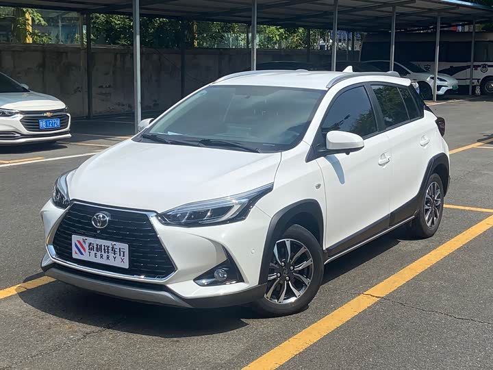 Toyota Yaris L Hatchback, 2022 — купить в Нижнем Новгороде под ключ
