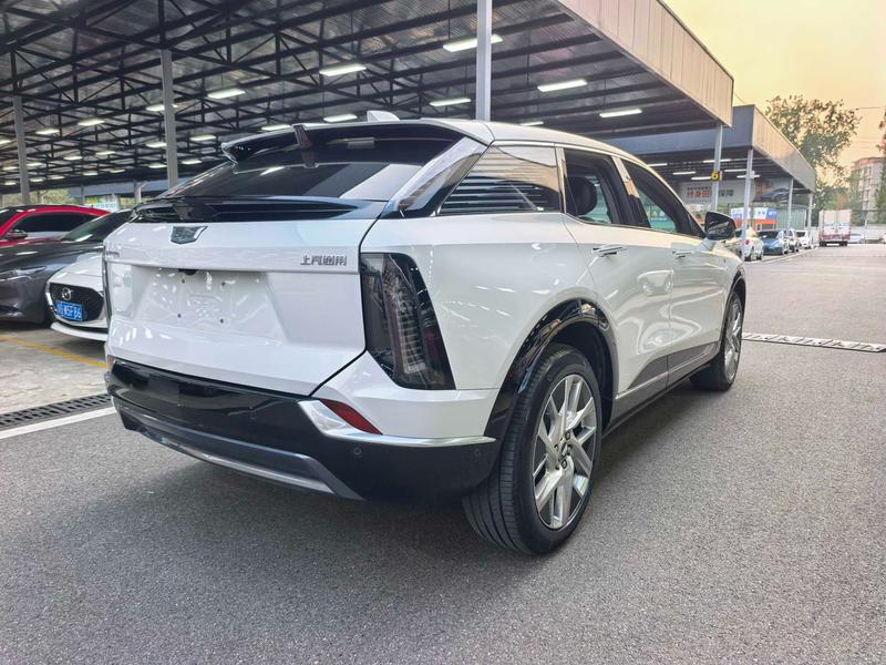 Cadillac Optiq, 2025 — фото 6 из 11