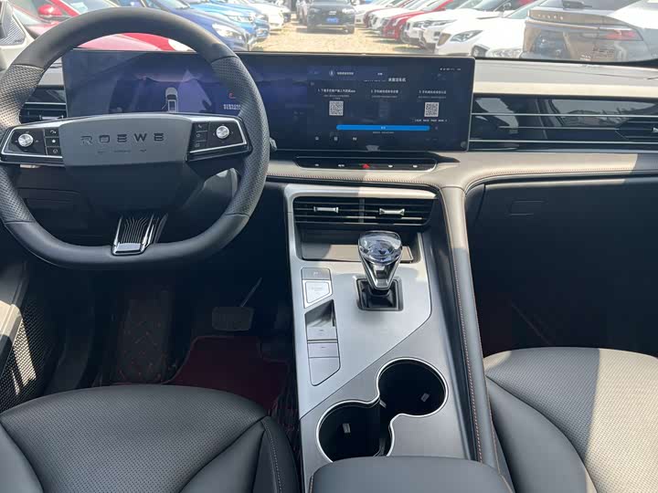 Roewe RX5, 2022 — фото 6 из 9