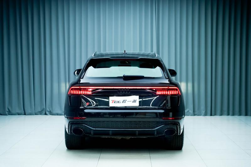 Audi RS Q8, 2021 — фото 4 из 11