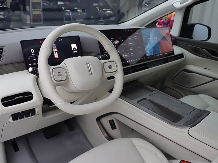 Wey 80 Hybrid, 2025 — фото 6 из 9