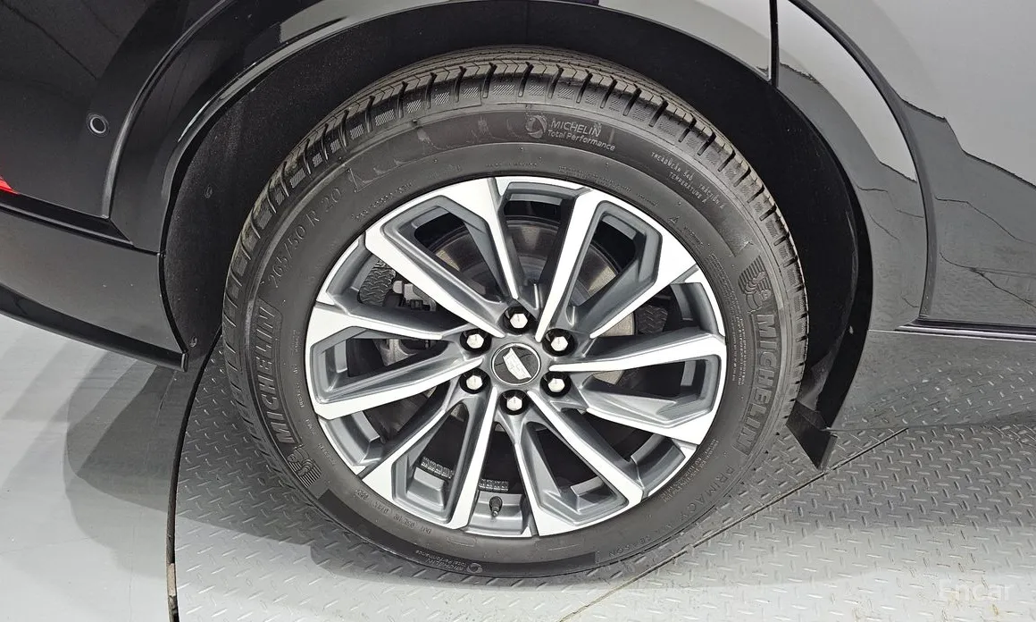 Cadillac Lyriq, 2024 — фото 5 из 12