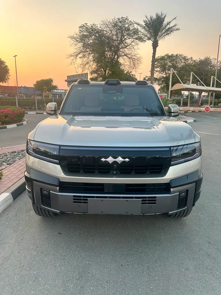 BYD Leopard 8, 2026 — фото 4 из 10