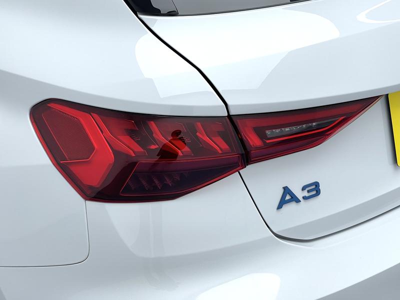 Audi A3, 2023 — фото 10 из 12