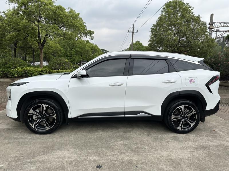 Geely Galaxy L7, 2024 — фото 4 из 12