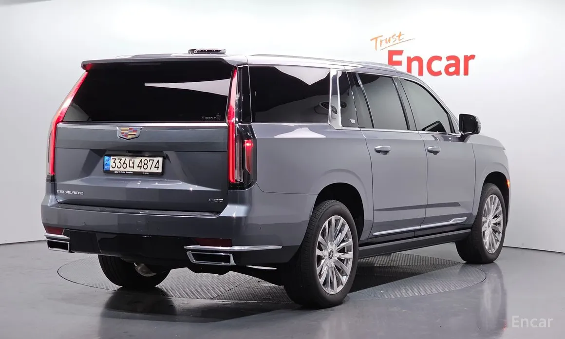 Cadillac Escalade, 2022 — фото 2 из 12