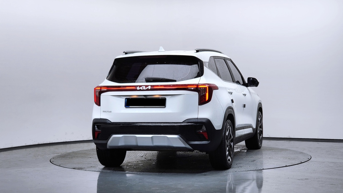 Kia Seltos, 2022 — фото 4 из 12