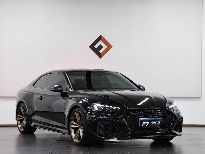 Audi RS 5, 2025 — фото 3 из 9