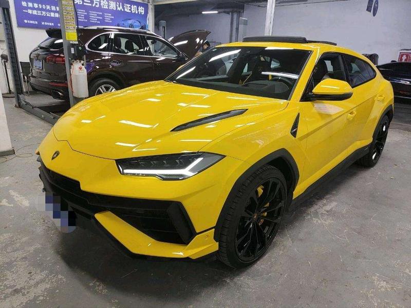 Lamborghini Urus, 2023 — купить в Оренбурге под ключ