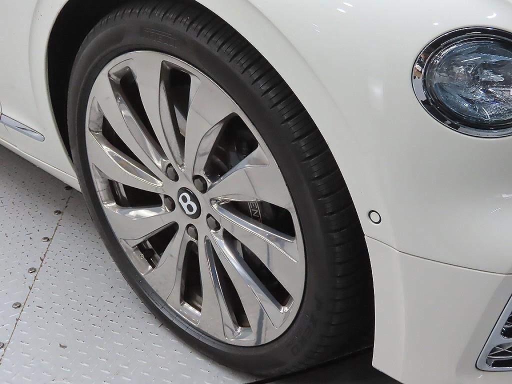Bentley Flying Spur, 2021 — фото 5 из 12