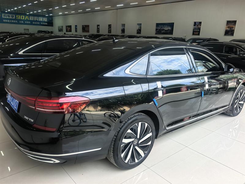 Volkswagen Passat, 2023 — фото 5 из 7