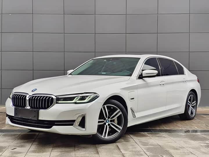 BMW 5 Series Hybrid, 2022 — купить в Орле под ключ