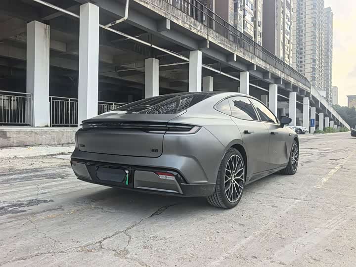 Geely Galaxy E8, 2024 — фото 5 из 9