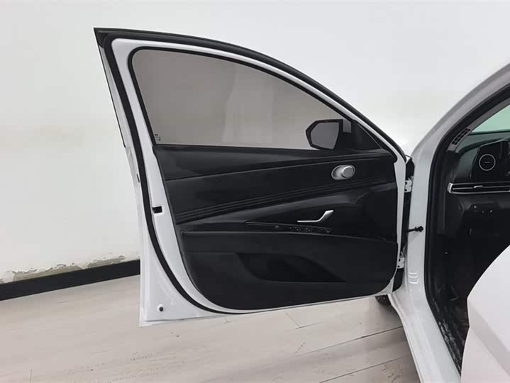 Hyundai Elantra N line, 2025 — фото 7 из 9