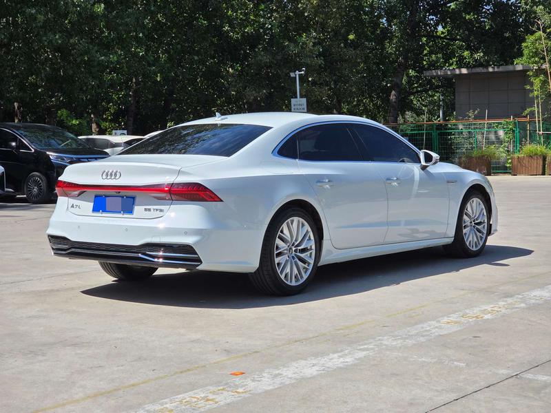 Audi A7L, 2023 — фото 4 из 12