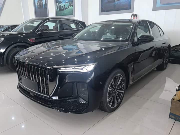 Hongqi H9, 2026 — купить в Тамбове под ключ