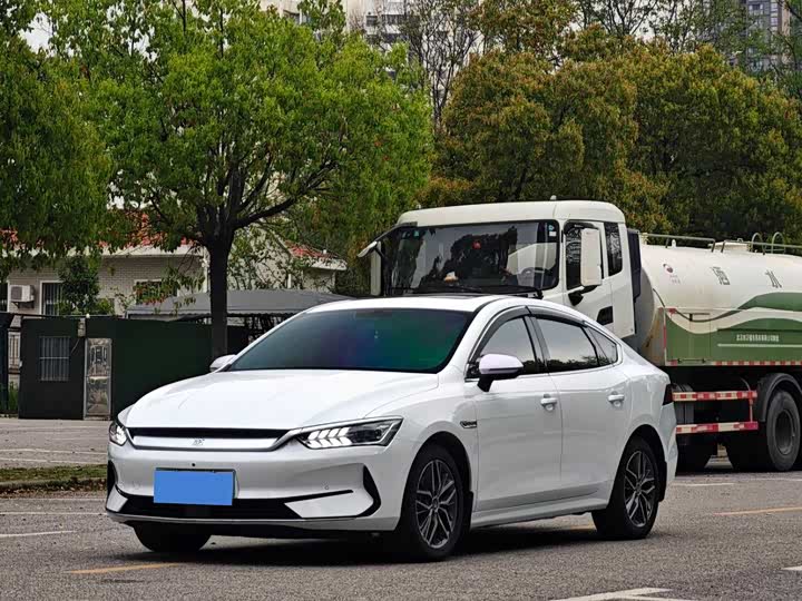 BYD Qin Plus, 2023 — купить в Саратове под ключ
