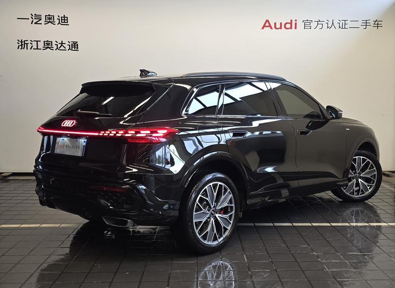 Audi Q5L, 2025 — фото 4 из 12