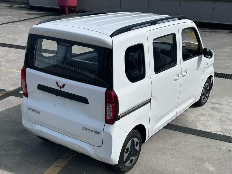 Wuling Sunshine EV, 2026 — фото 6 из 11