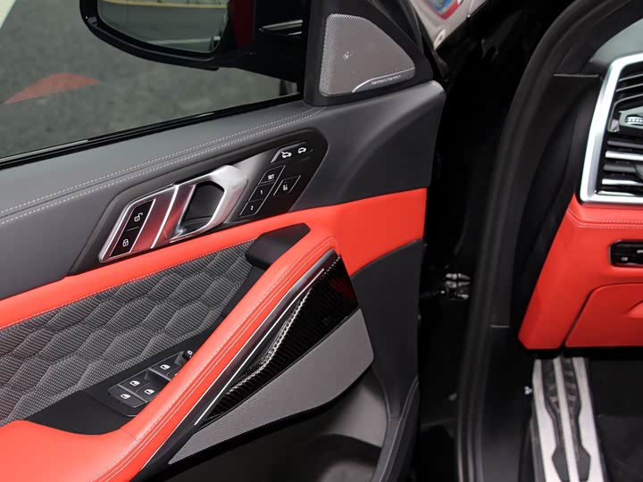 BMW X6 M, 2022 — фото 6 из 9
